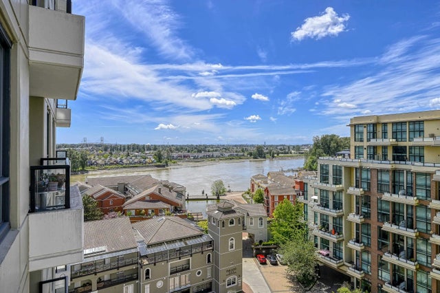 1 Renaissance Square 1307, New Westminster