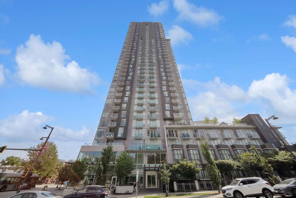 13438 Central Avenue 3705, Surrey