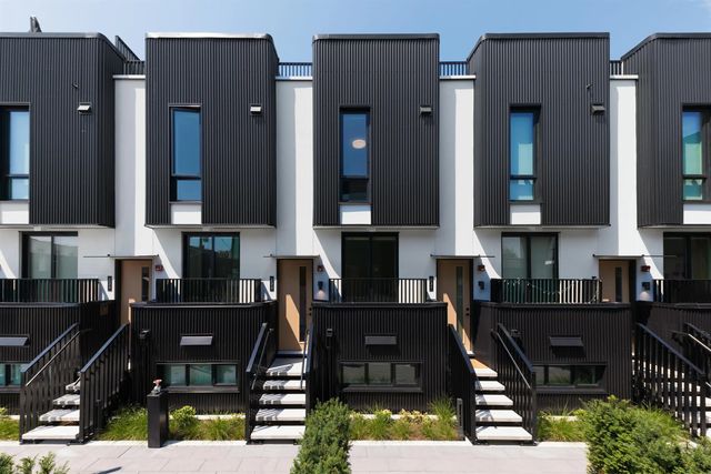 2830 Nanaimo Street 233, Vancouver