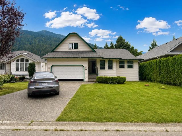 314 Miami River Drive, Harrison Hot Springs
