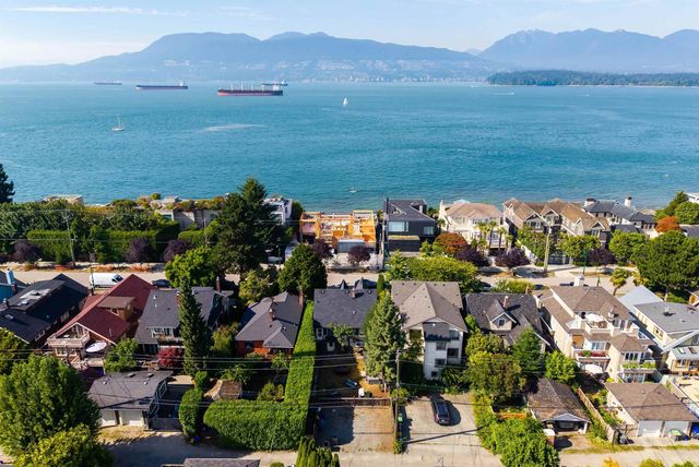 3026 Point Grey Road, Vancouver