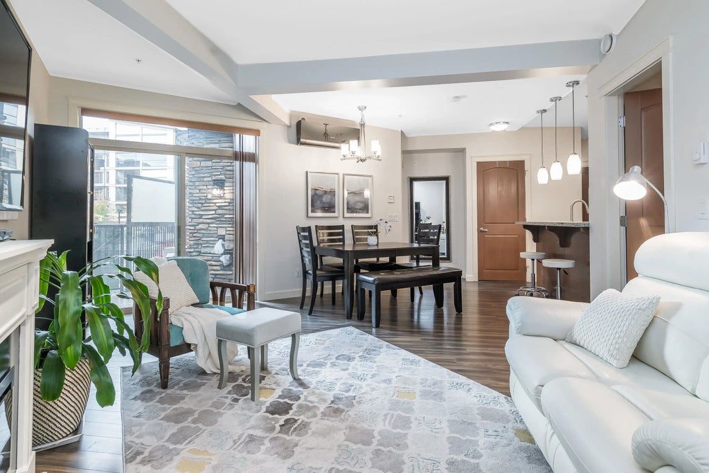 32445 Simon Avenue 202, Abbotsford