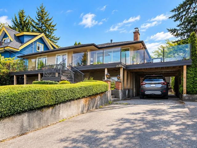 2576 Wall Street, Vancouver
