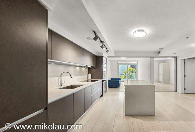 180 E 2nd Avenue 318, Vancouver