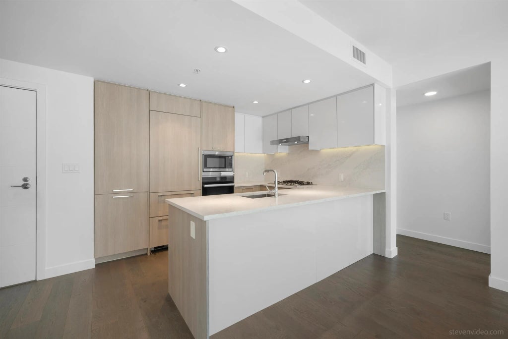 8199 Capstan Way 908, Richmond