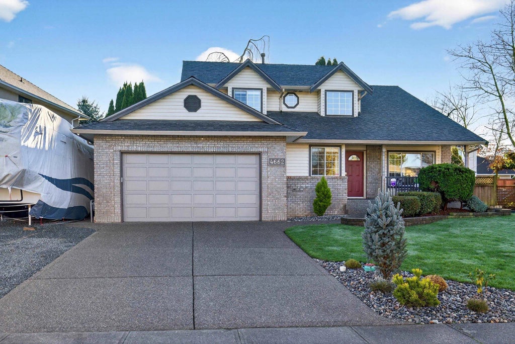 4662 221 Street, Langley