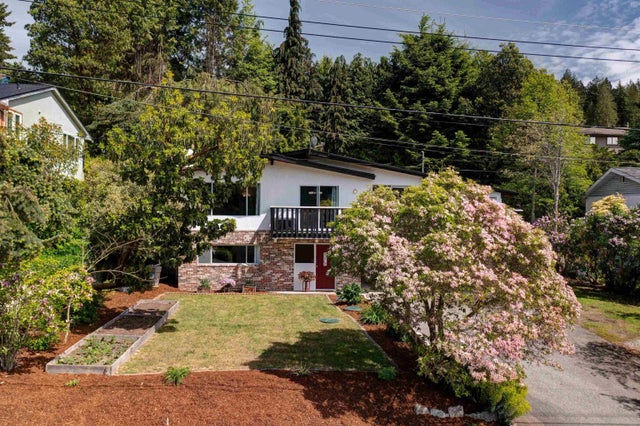 5218 Radcliffe Road, Sechelt