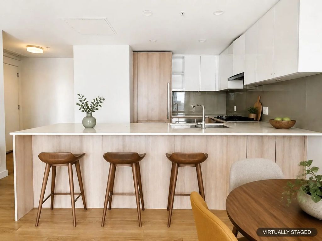 618 Carnarvon Street 1001, New Westminster
