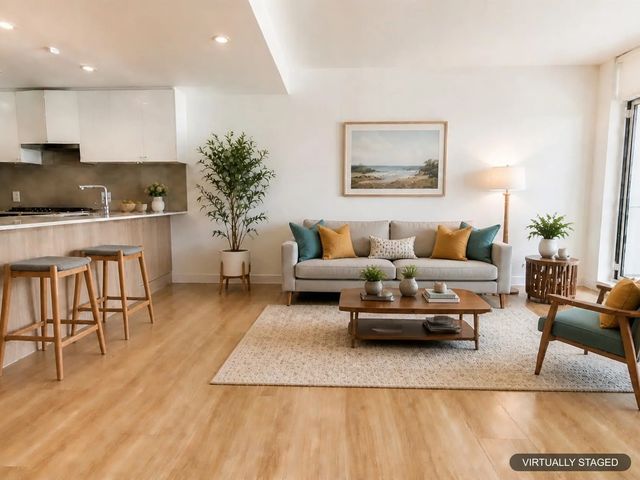 618 Carnarvon Street 1001, New Westminster