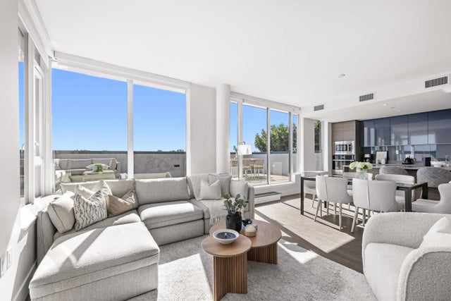 8575 Rivergrass Drive Ph655, Vancouver