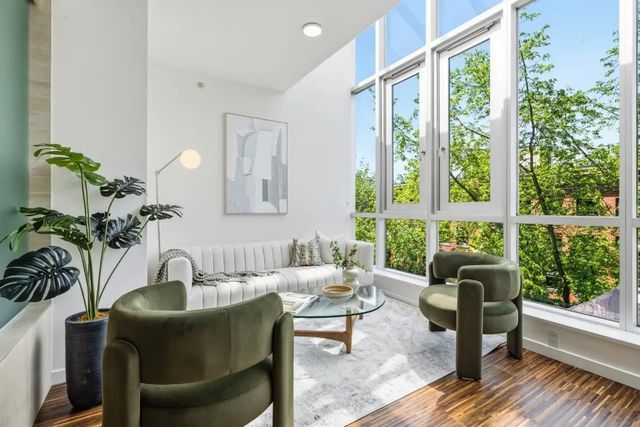 36 Water Street 609, Vancouver