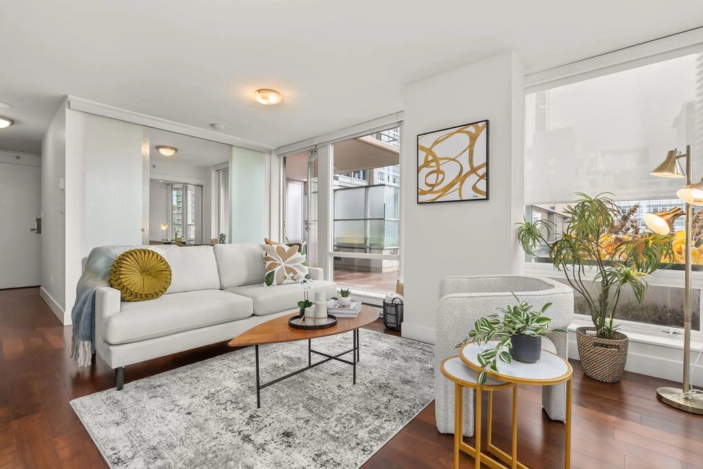 565 Smithe Street 907, Vancouver