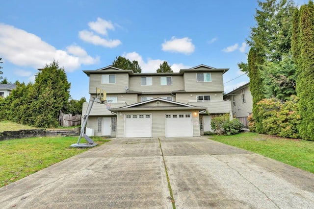 1067 Dansey Avenue, Coquitlam