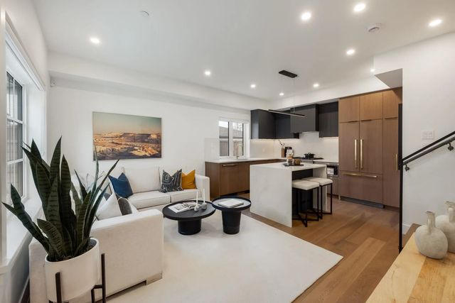 552 Kaslo Street 1, Vancouver
