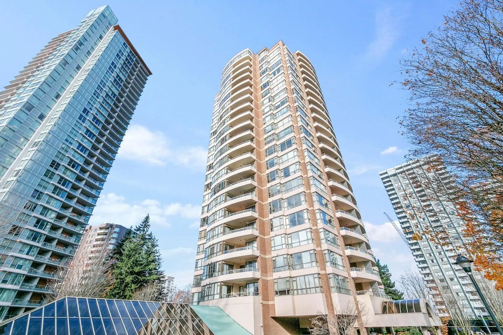 5885 Olive Avenue 905, Burnaby