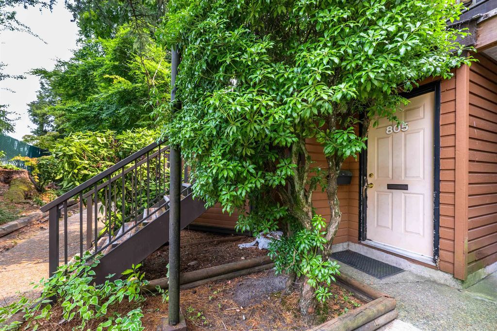 10620 150 Street 805, Surrey