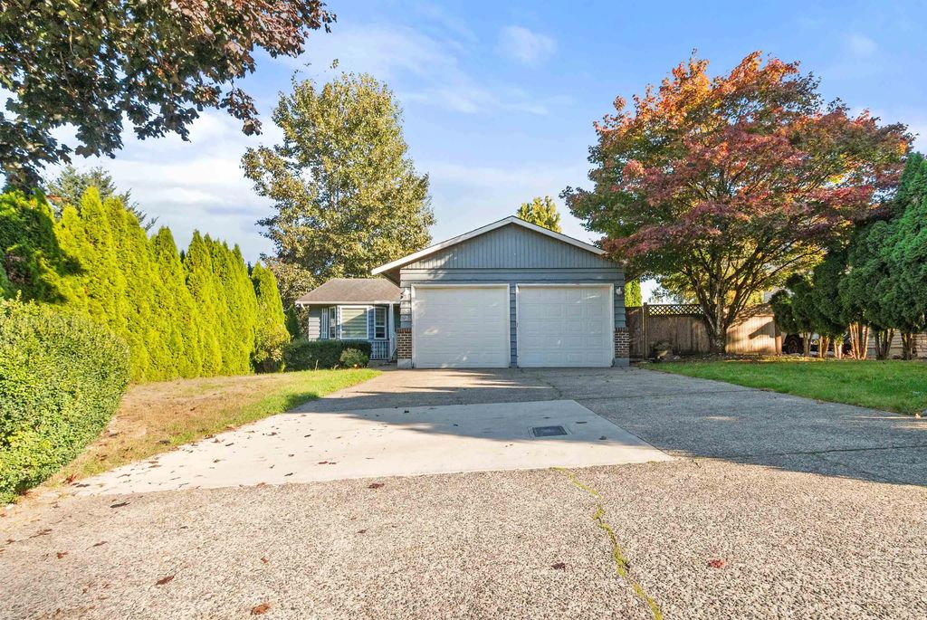 3752 Harwood Crescent, Abbotsford