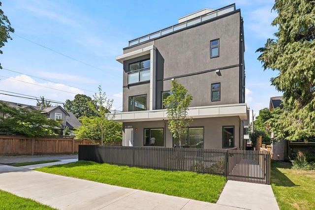 2511 Kitchener Street 1, Vancouver