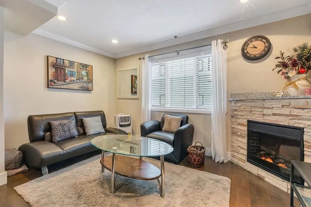 8787 Oak Street, Vancouver