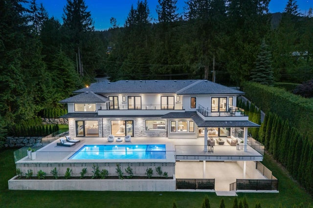 360 Southborough Drive, West Vancouver