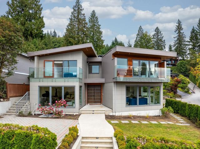 4716 Skyline Drive, North Vancouver