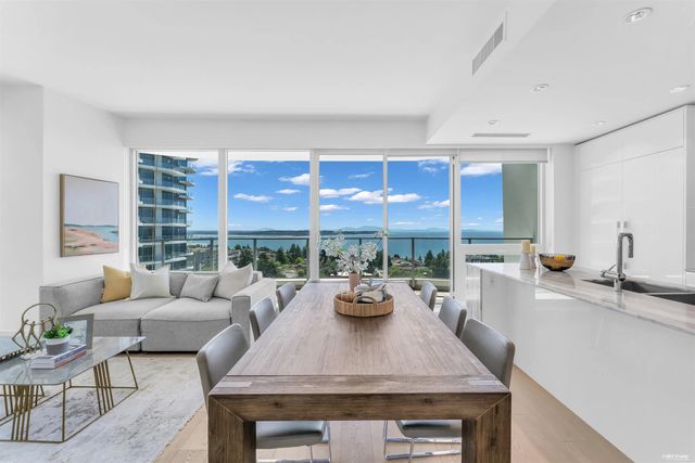 1500 Martin Street 1106, White Rock
