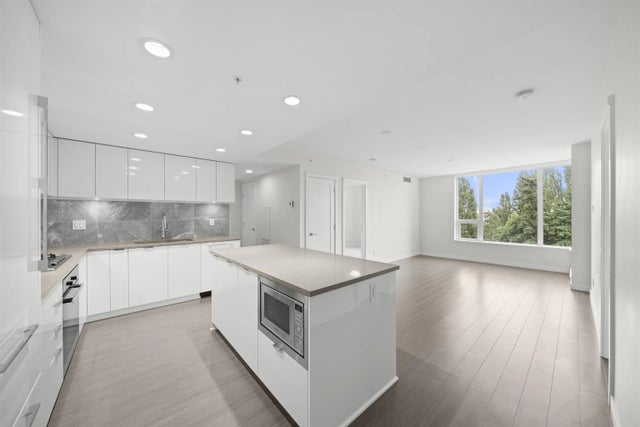 3699 Sexsmith Road 815, Richmond