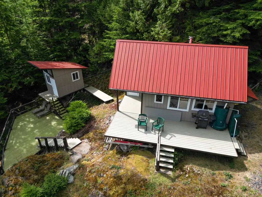 Lot 43 Douglas Bay, Gambier Island
