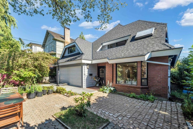 1040 Jefferson Avenue, West Vancouver