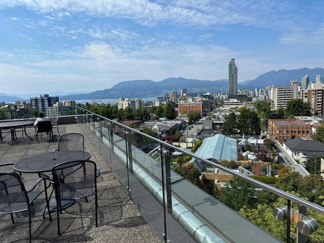 1445 Marpole Avenue 715, Vancouver