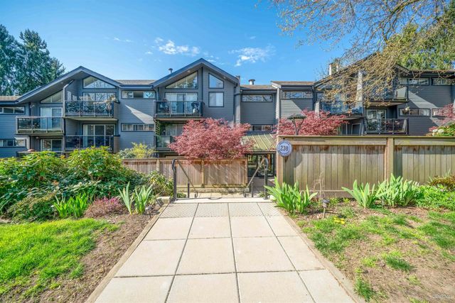 230 Mowat Street 210, New Westminster