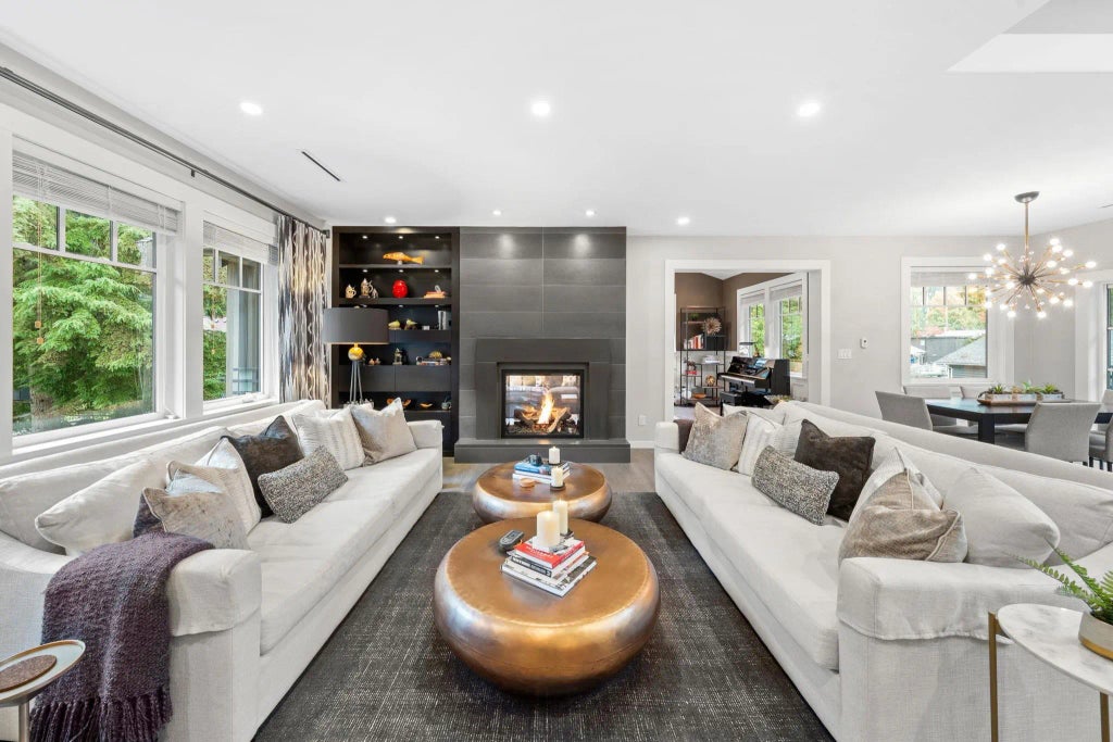 2140 Pemberton Avenue, North Vancouver