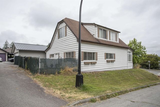12393 Gray Street, Maple Ridge