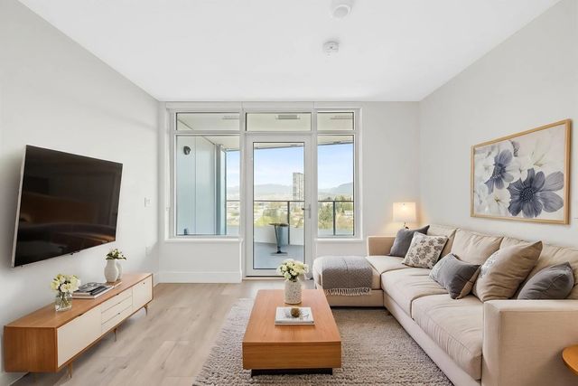 10428 Whalley Boulevard 1607, Surrey