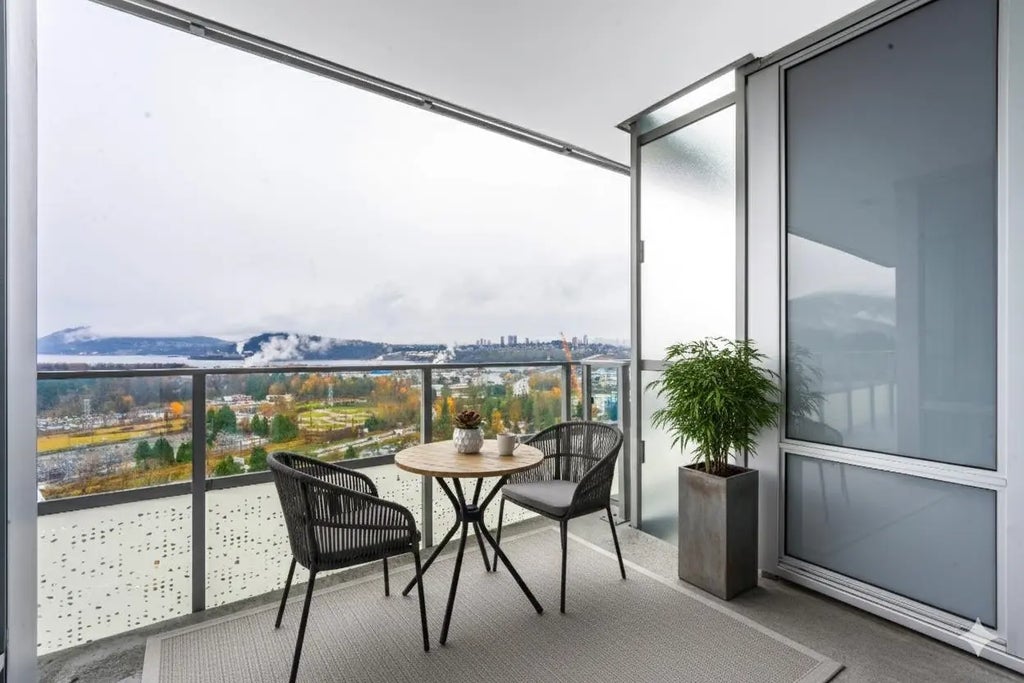 1500 Fern Street 3002, North Vancouver