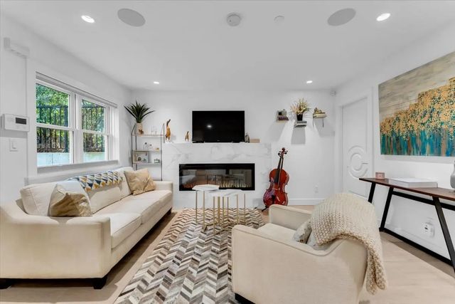 1020 Odlum Drive, Vancouver