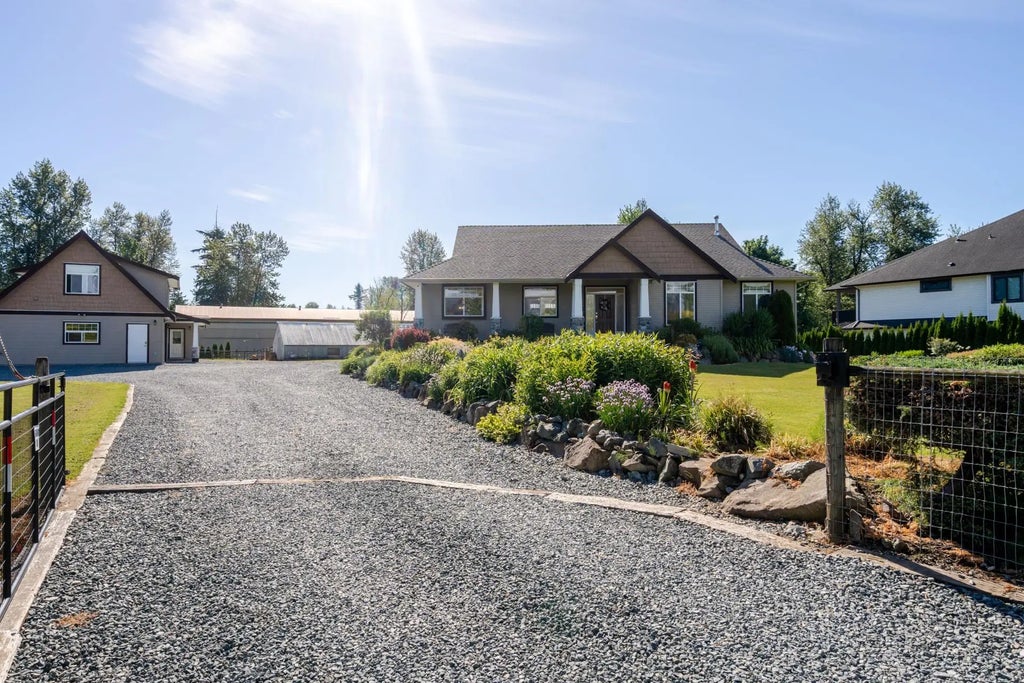 5728 Bradner Road, Abbotsford