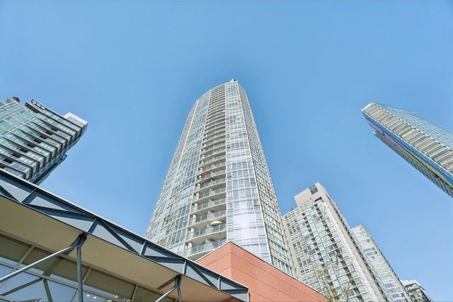 1408 Strathmore Mews 908, Vancouver