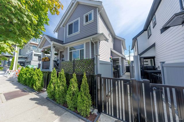 6532 Knight Street, Vancouver