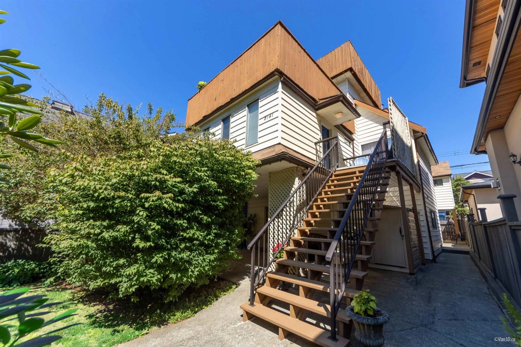 2141 W 47 Avenue, Vancouver
