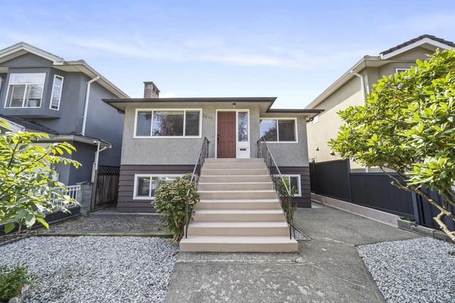 2634 Parker Street, Vancouver