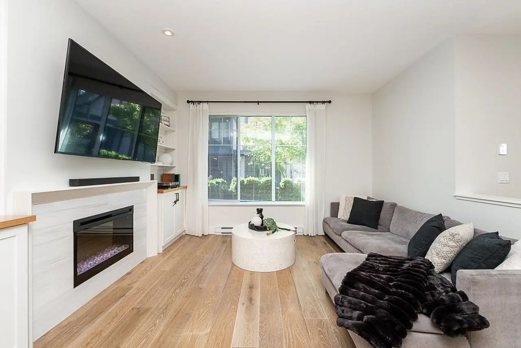 3306 Princeton Avenue 85, Coquitlam