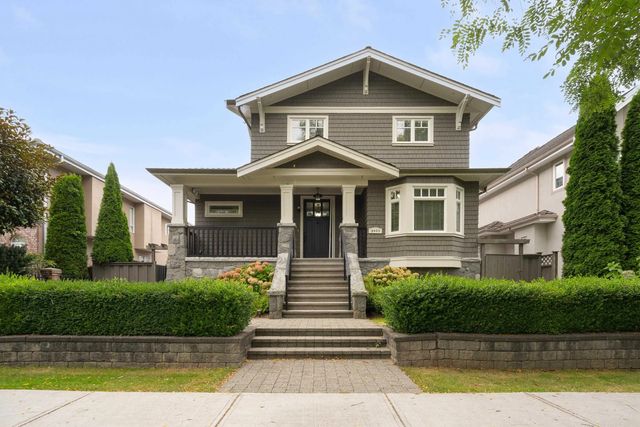 3955 Dundas Street, Burnaby