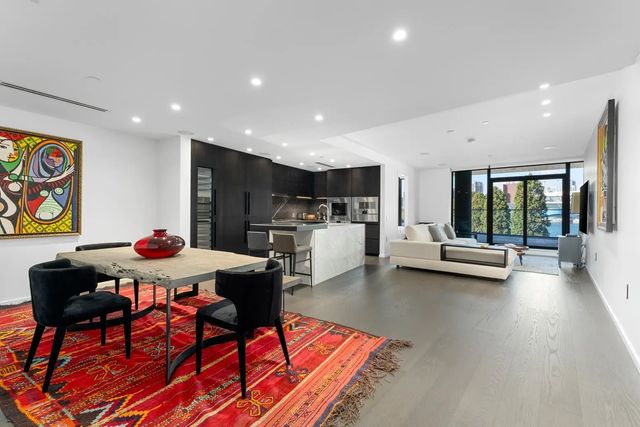 1601 Quebec Street 303, Vancouver