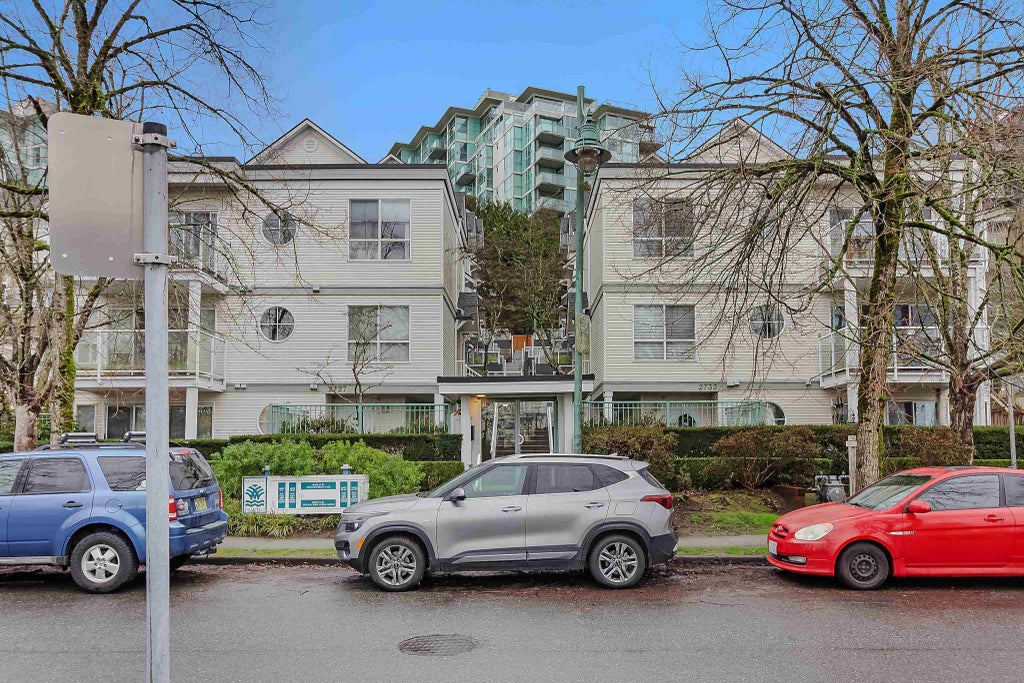 2727 E Kent Avenue North 64, Vancouver