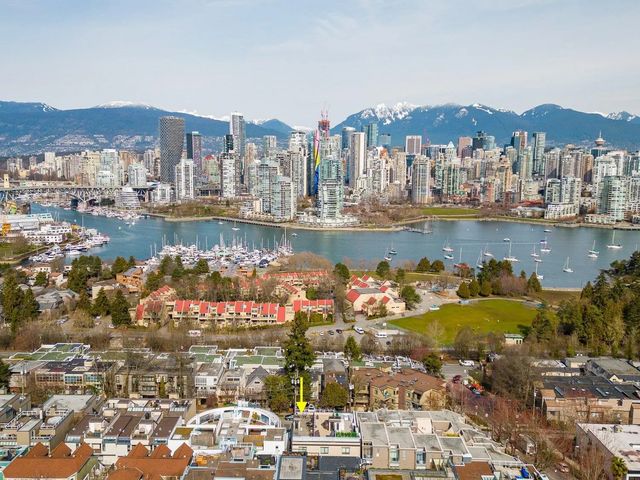 1024 W 7th Avenue 201, Vancouver
