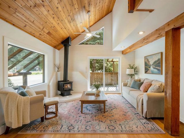 2327 Cheakamus Way, Whistler
