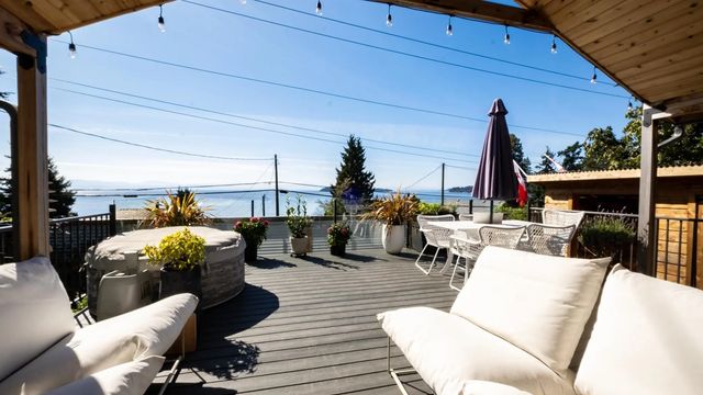 5273 Little Lane, Sechelt