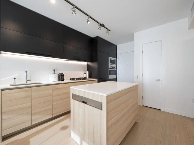 4488 Juneau Street 807, Burnaby