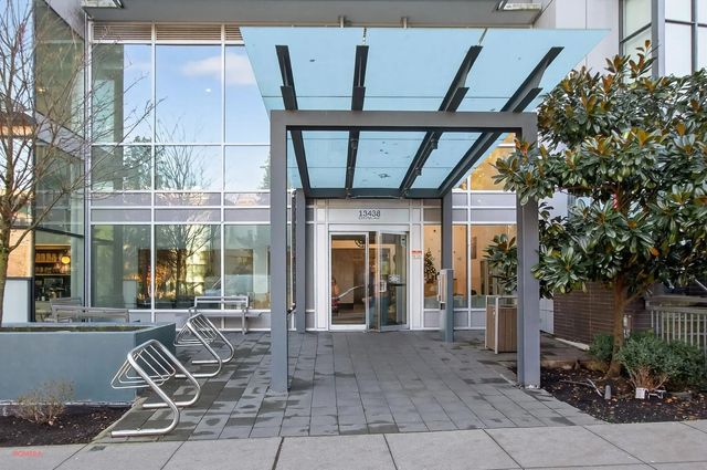 13438 Central Avenue 1001, Surrey